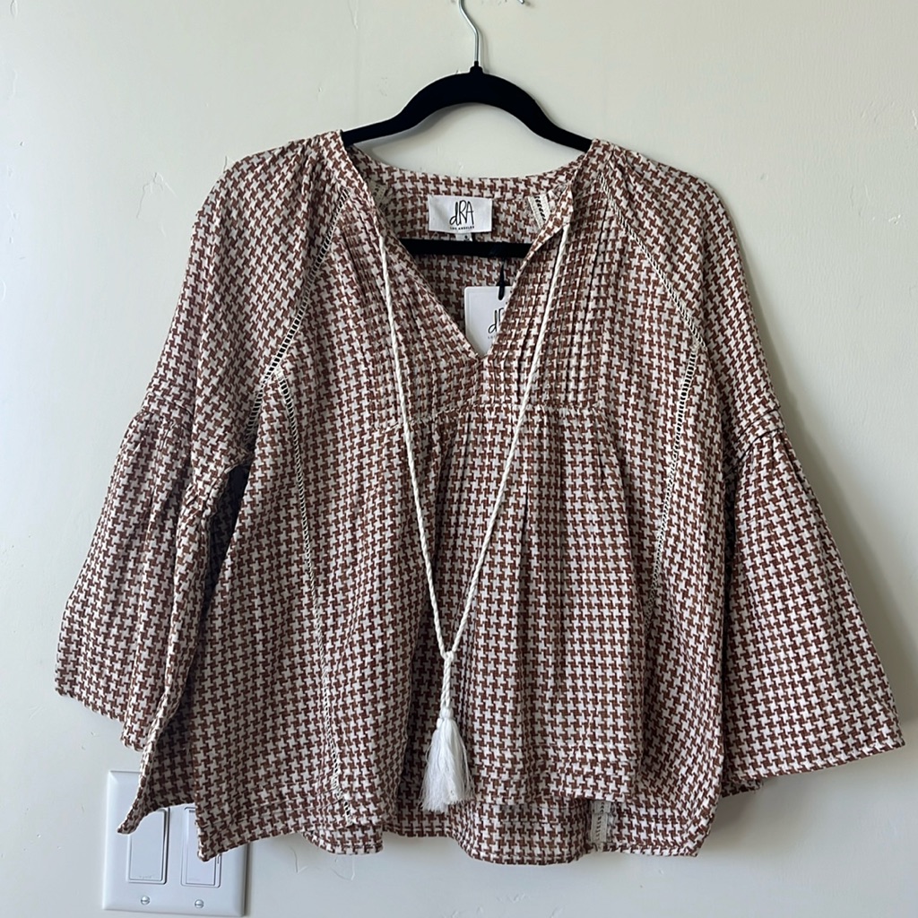 Dra Houndstooth Boho Top